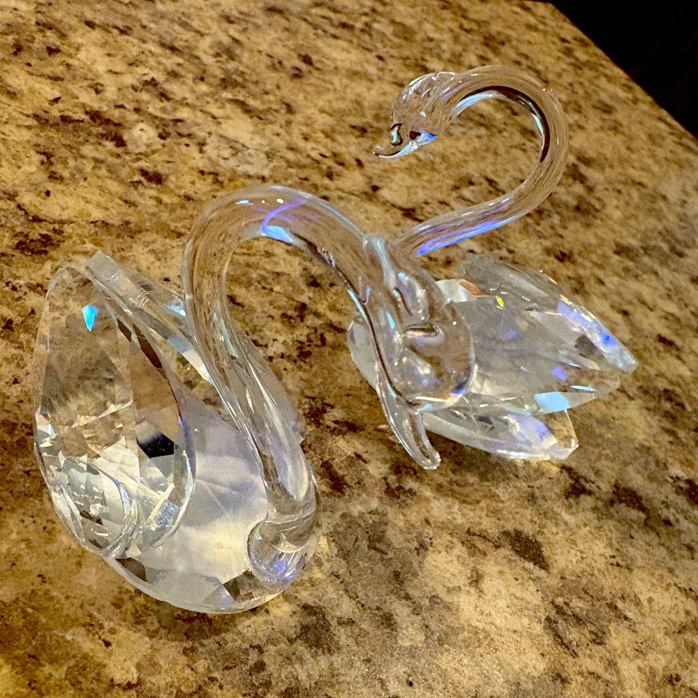 Crystal Swan Figurine